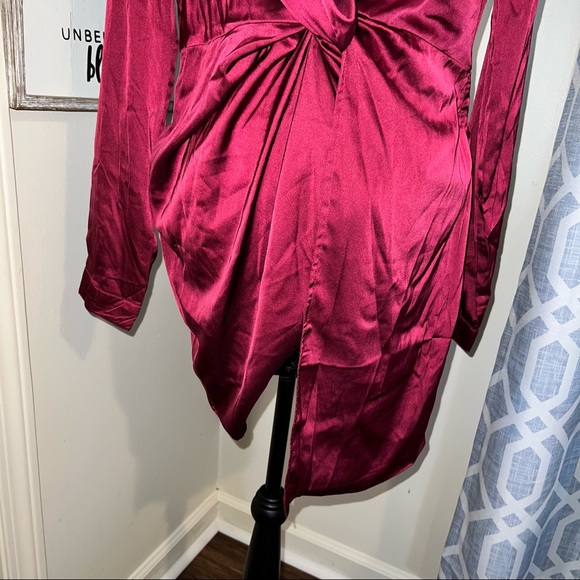Satin mini burgundy dress - Picture 7 of 11
